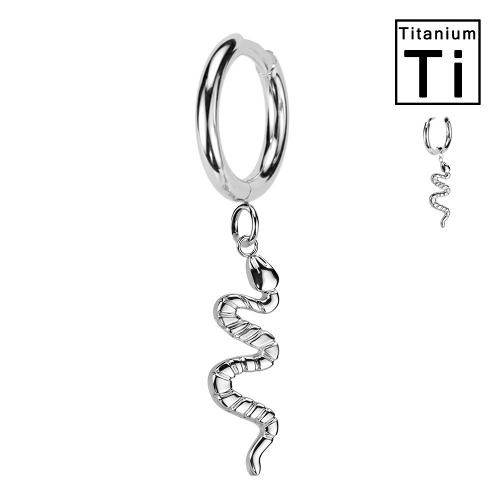 Cerchio Titanio con Pugnale Pendente Elegante